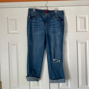 Jennifer Lopez Capris